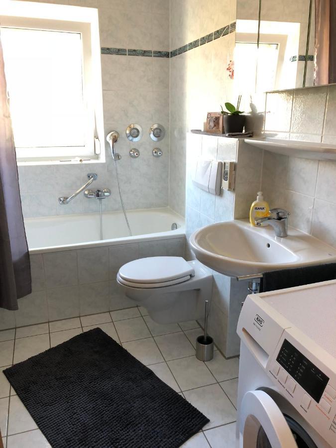 2 Zimmer Wohnung Mit Balkon - Naehe Messe هار المظهر الخارجي الصورة